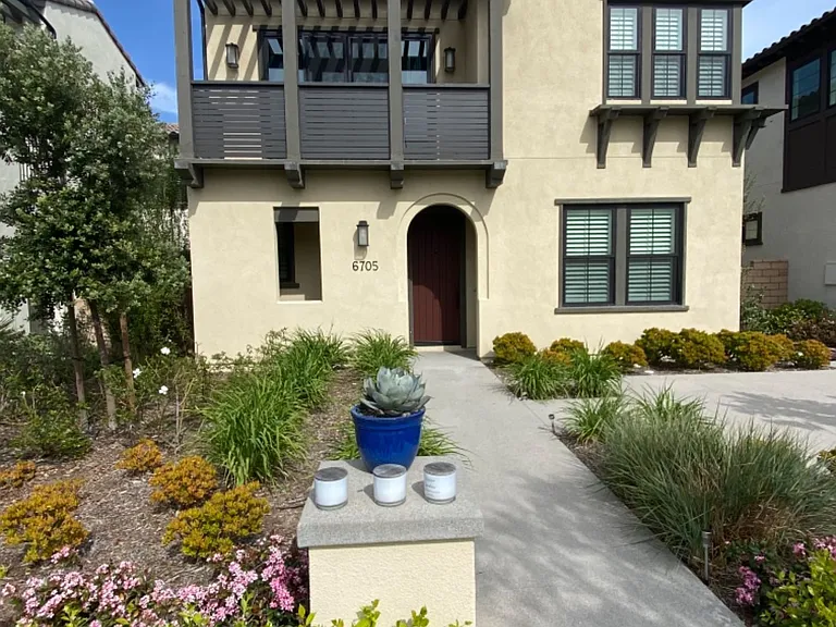 6705 Aliso Valley Way — Photo 2