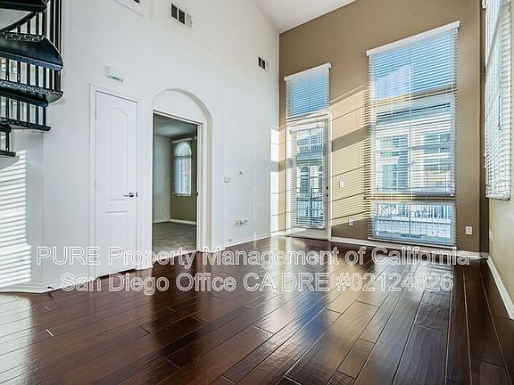 2nd image of 3950 Ohio St Unit 502