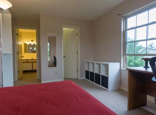 3200 E John Hinkle Pl APT K, Bloomington, IN