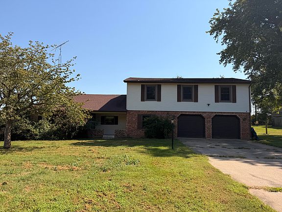 2nd image of 2004 Wingo Rd