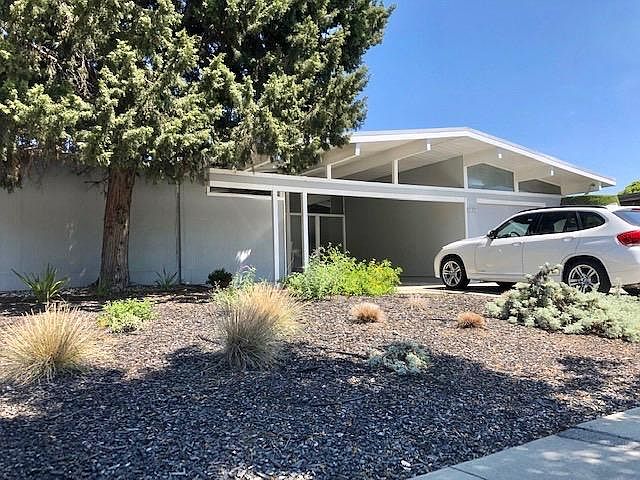 1st image of 1438 Kingfisher Way #Na