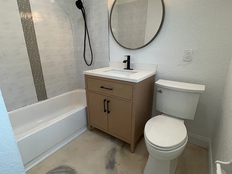 6501 Sawyer Ct — Photo 8