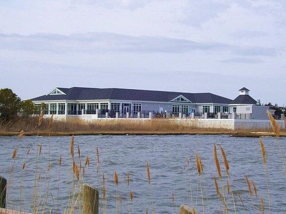 5th image of 1007 Bayside Rd