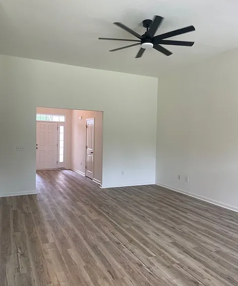 808 Wylie Ct — Photo 6