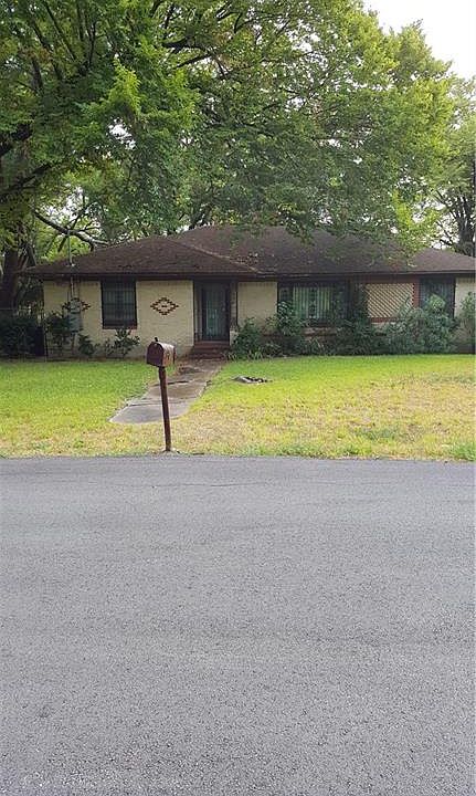 1st image of 4601 Wadsworth Dr