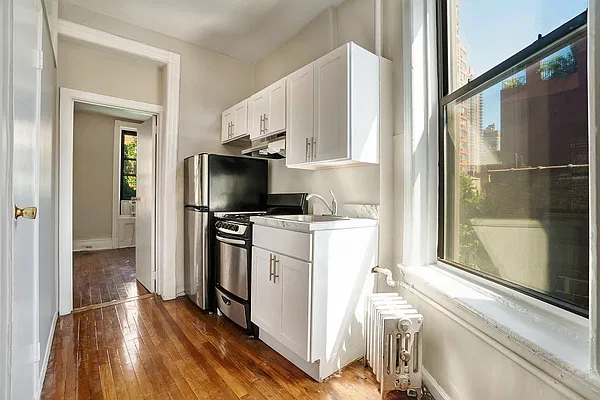 Rented by REAL New York | media 11