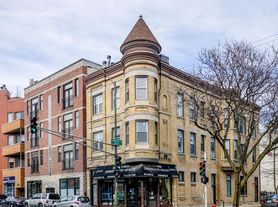 2300 W North Ave, Chicago, IL