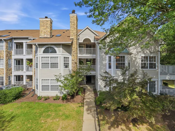 5629 Willoughby Newton Dr Unit 21, Centreville, VA 20120