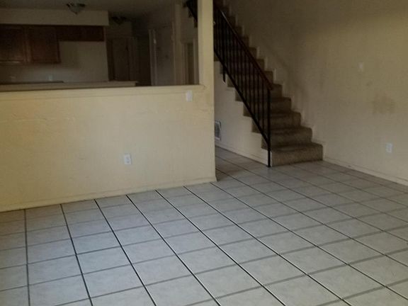 3rd image of 1635 Ebony Ave
