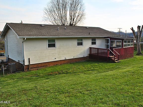 4th image of 5919 Carters Valley Rd