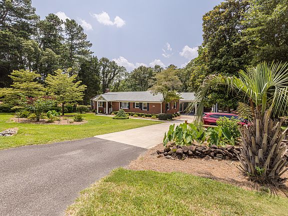 5th image of 1420 Powderhouse Rd