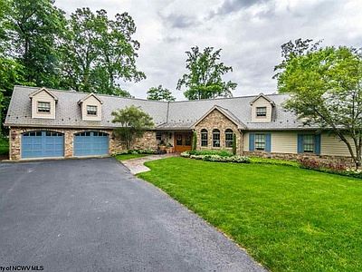 1st image of 273 Lakeview Dr
