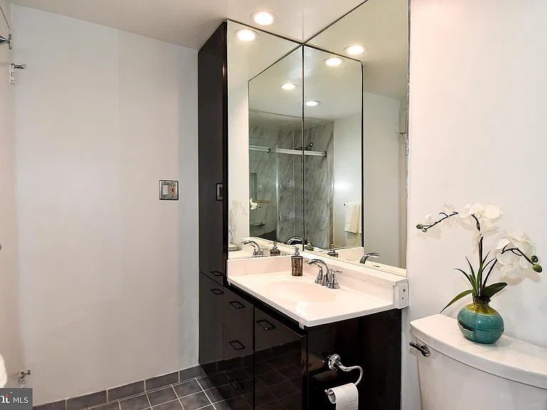 5500 Holmes Run Pkwy #1007 — Photo 23