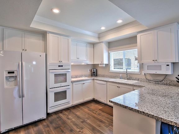 3rd image of 5849 Soltero Dr