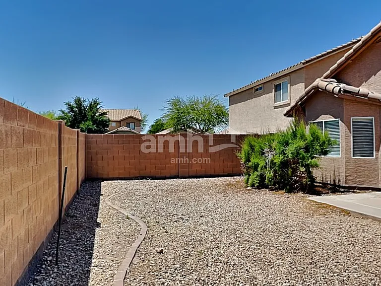 11635 W Retheford Rd — Photo 21