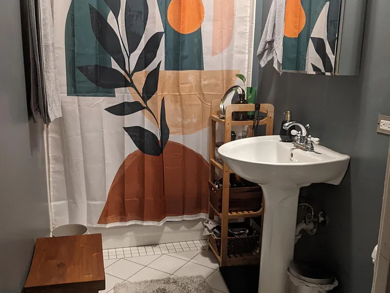 803 Erie St #1 — Photo 6