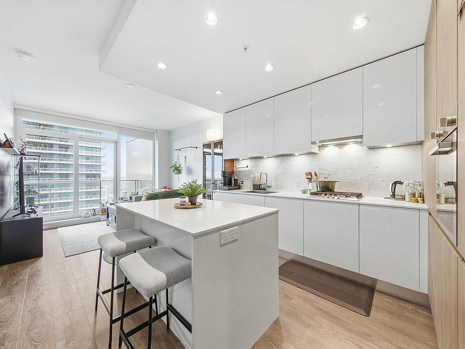 1st image of 4650 Brentwood Blvd #4106