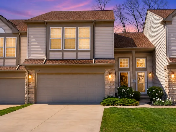 1257 N Yorkshire Dr, Broadview Heights, OH 44147