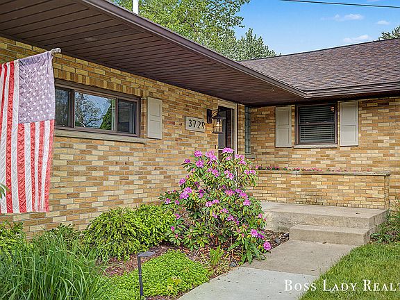 2nd image of 3729 Omaha Dr SW