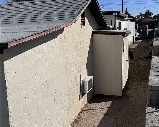 3rd image of 611 S 12th Ave
