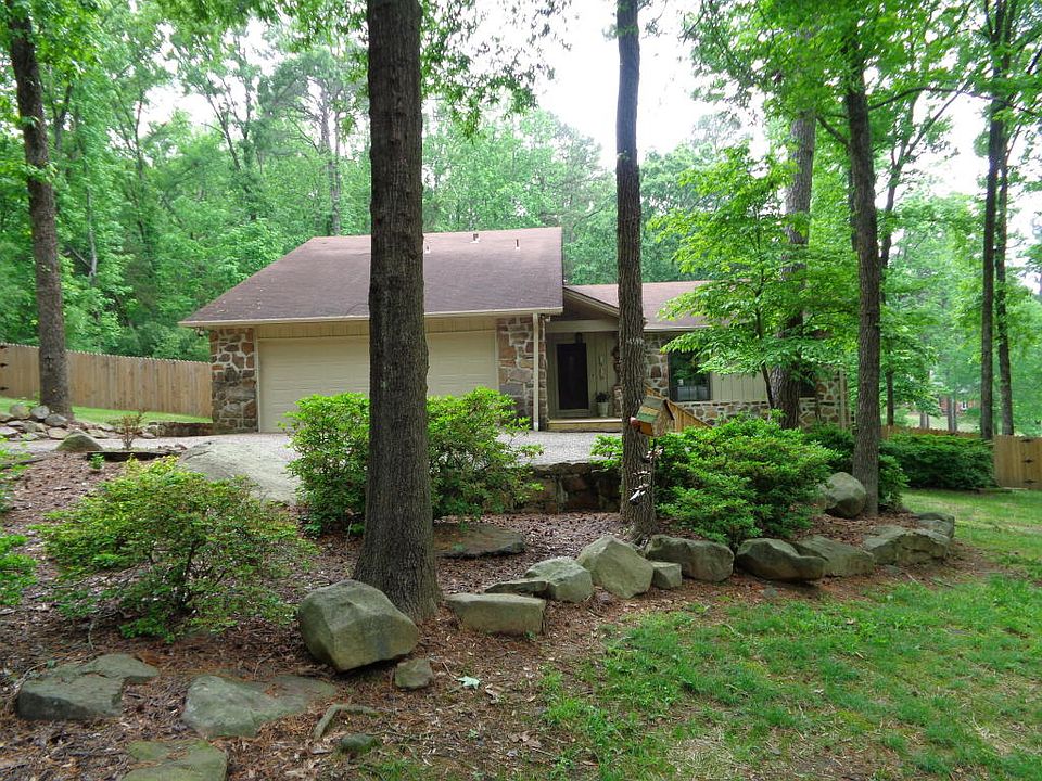 1st image of 3110 Honeysuckle Ln