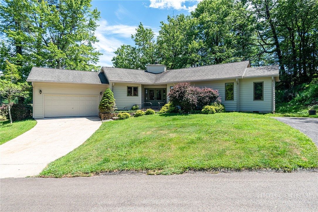 223 Red Bird Lane