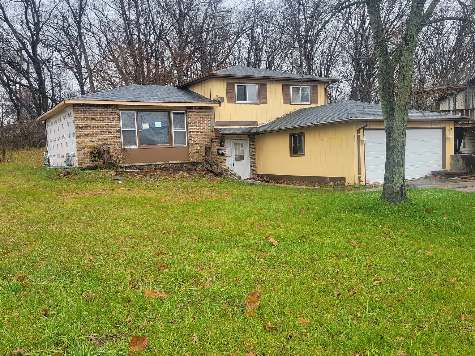 5 bed, 1800 sqft, $2,550 — Photo 1