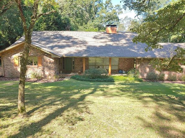 428 Wesleyan Dr
