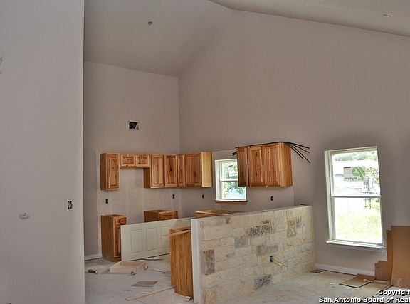 2nd image of 316 Lake Park Loop