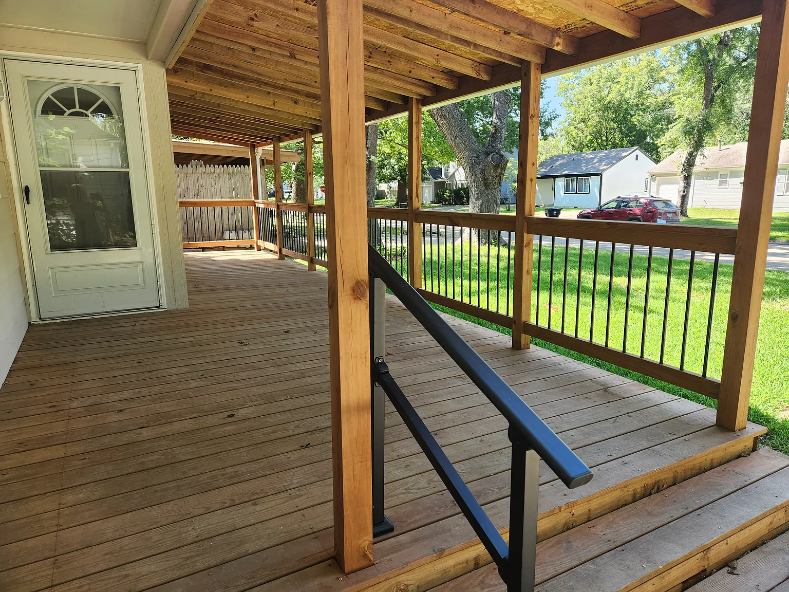3 bed, 1.5 bath, 956 sqft, $1,400 — Photo 3