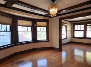 811 E 39th St #2, Kansas City, MO 64109