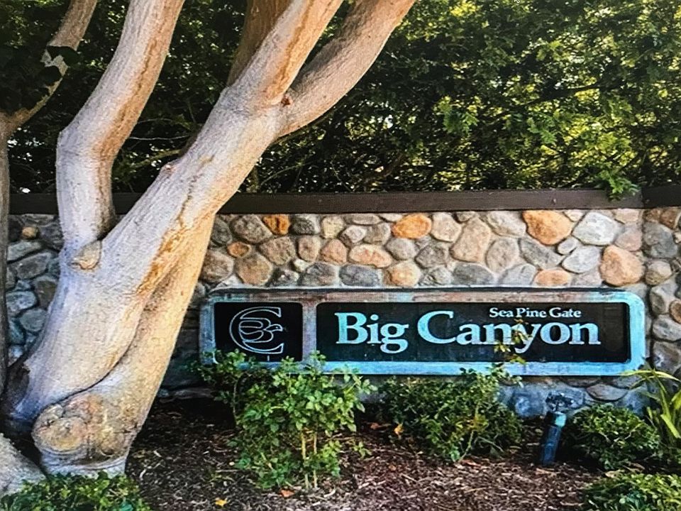 Enter at Canyon Island entrance off Ford Road, then right turn on Sea Pine to 59 Sea Pine