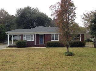 1004 Holcombe Rd, Hanahan, SC 29410