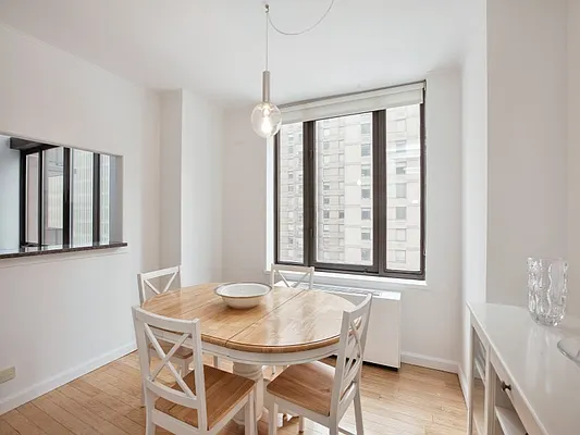 Sold by Sotheby's International Realty | media 11