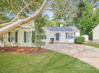 5915 Running Deer Rd, Charlotte, NC 28214