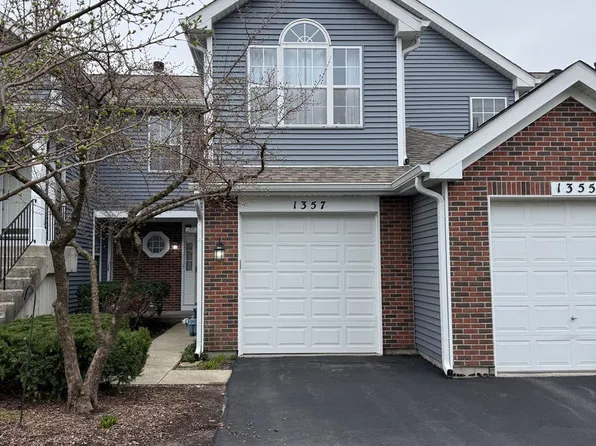 (undisclosed Address), Elgin, IL 60120