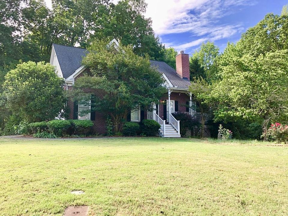 1st image of 3110 Royal Creek Way SW