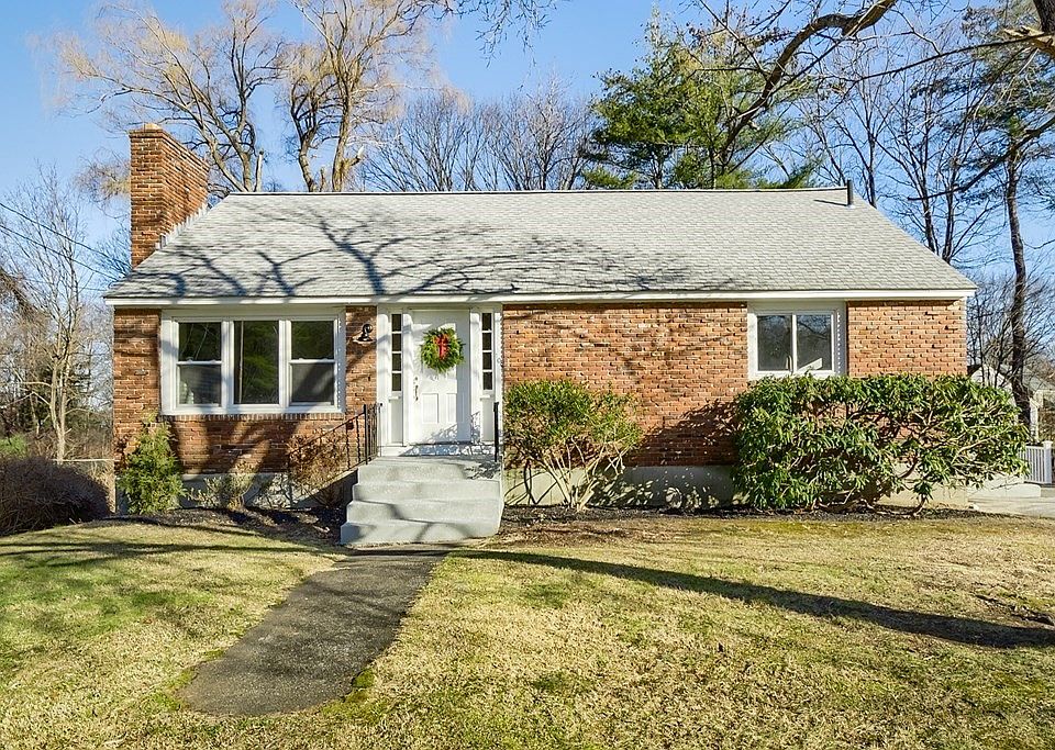 1st image of 105 Regina Dr