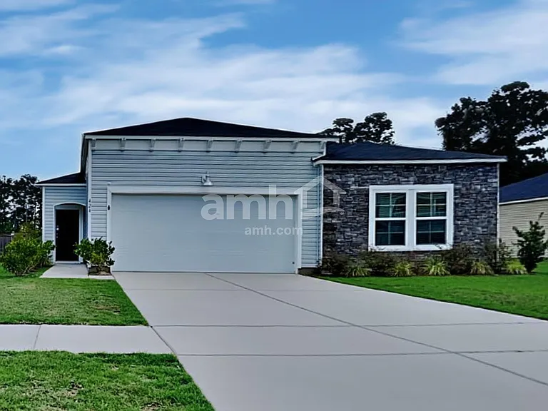 424 Spanish Wells Rd — Photo 1