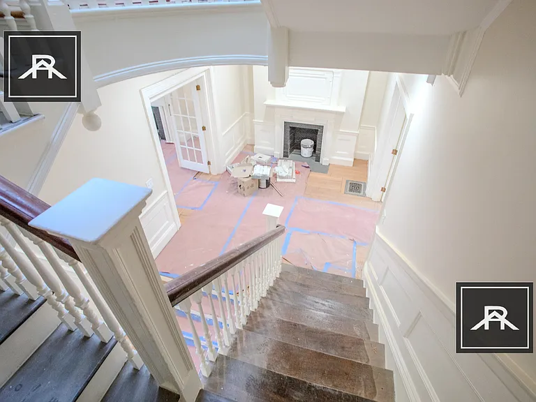 1728 Beacon St — Photo 14