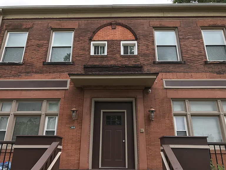 344 S Fairmount St — Photo 20