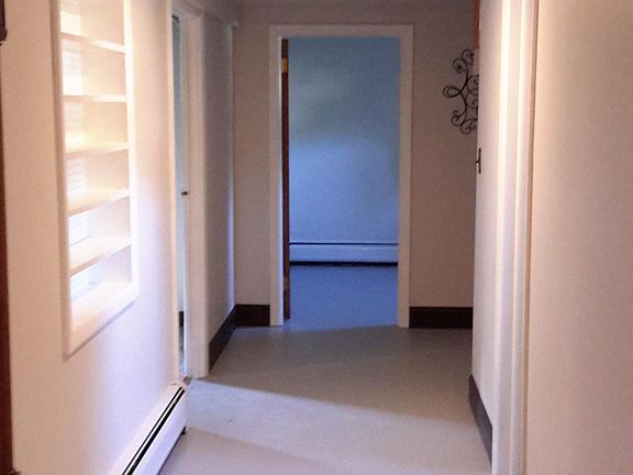 Hallway looking toward the main room.