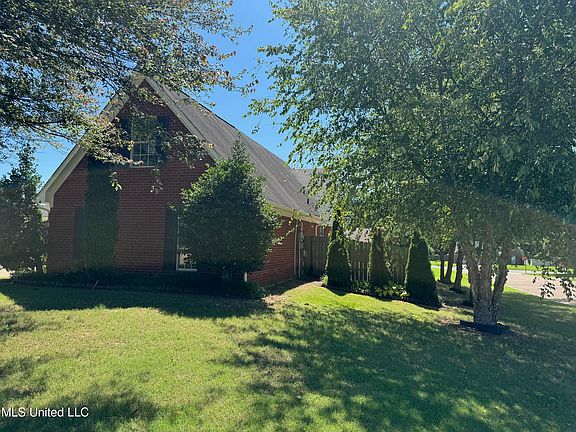 4th image of 6947 Wrenwood Dr