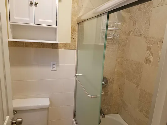 Rented by Prince Real Estate Associates LLC | media 19