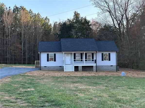 3480 Old Bachelor Creek Rd, Seagrove, NC 27341