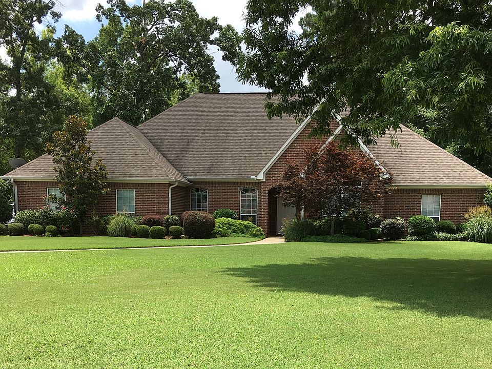 1st image of 2905 Landon Ln