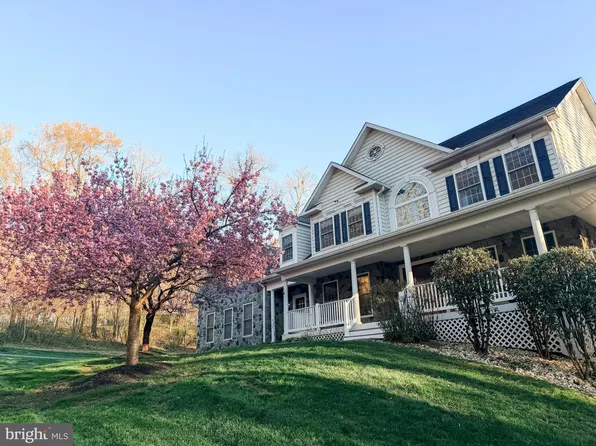 3125 Lakewood Manor Dr, Finksburg, MD 21048