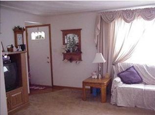 8 Park Dr, Cheswick, PA 15024