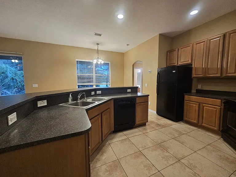 Large modern kitchen