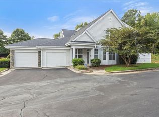 662 Boone Station Dr APT 4, Burlington, NC 27215